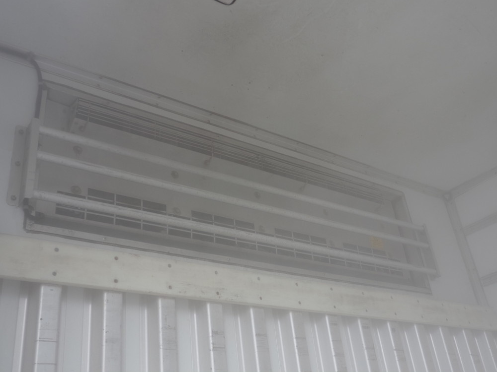 いすゞ フォワード 冷凍バン 中型 TKG-FRR90T2 年式 H29[写真17]