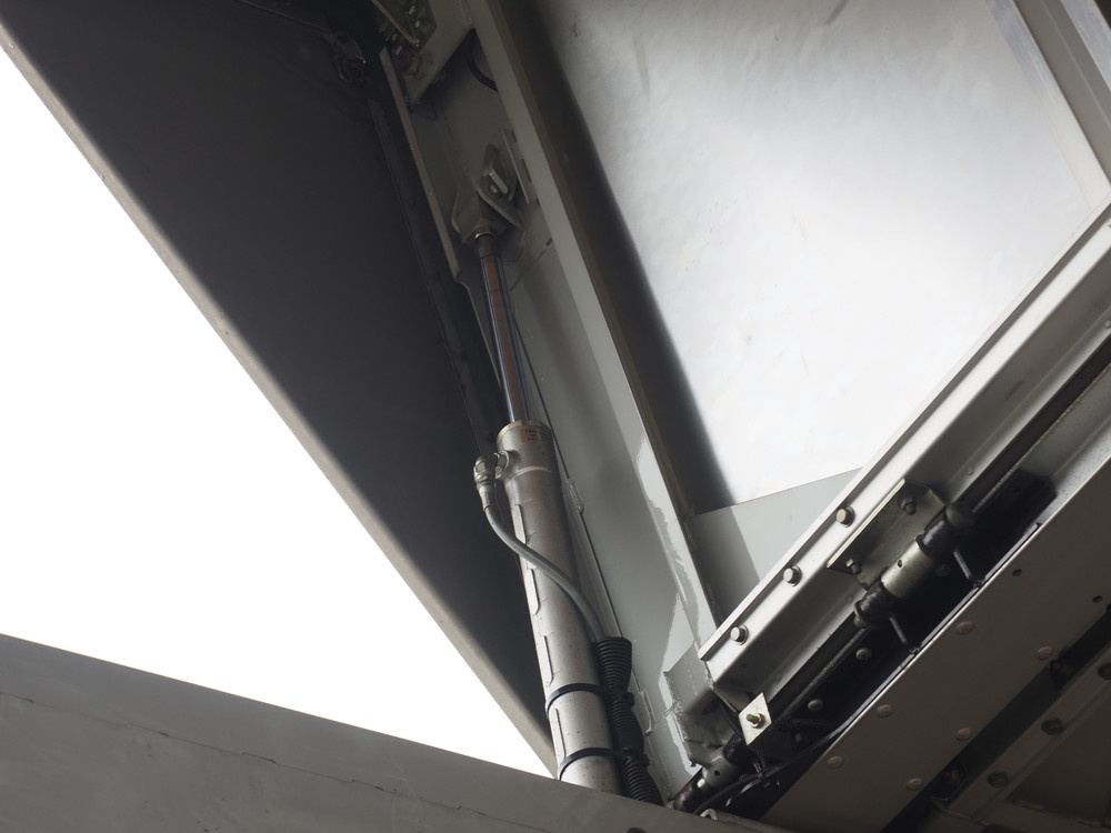 いすゞ フォワード ウイング車 中型 TKG-FRR90T2 年式 H25[写真18]