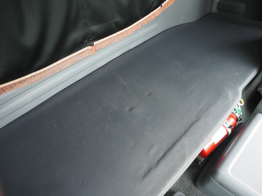 いすゞ フォワード ウイング車 中型 TKG-FRR90T2 年式 H25[写真39]