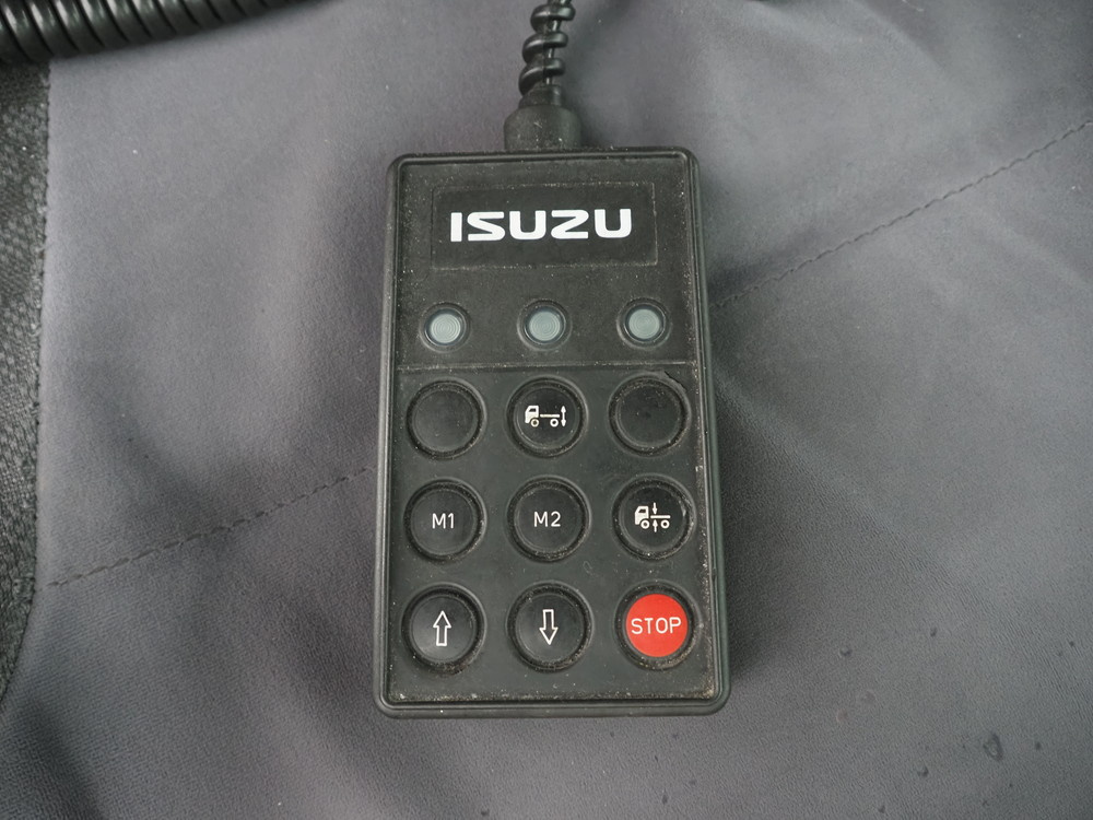 いすゞ フォワード ウイング車 中型 TKG-FRR90T2 年式 H25[写真38]