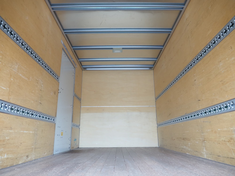 いすゞ エルフ バン車 小型 TRG-NPR85AN 年式 H29[写真14]