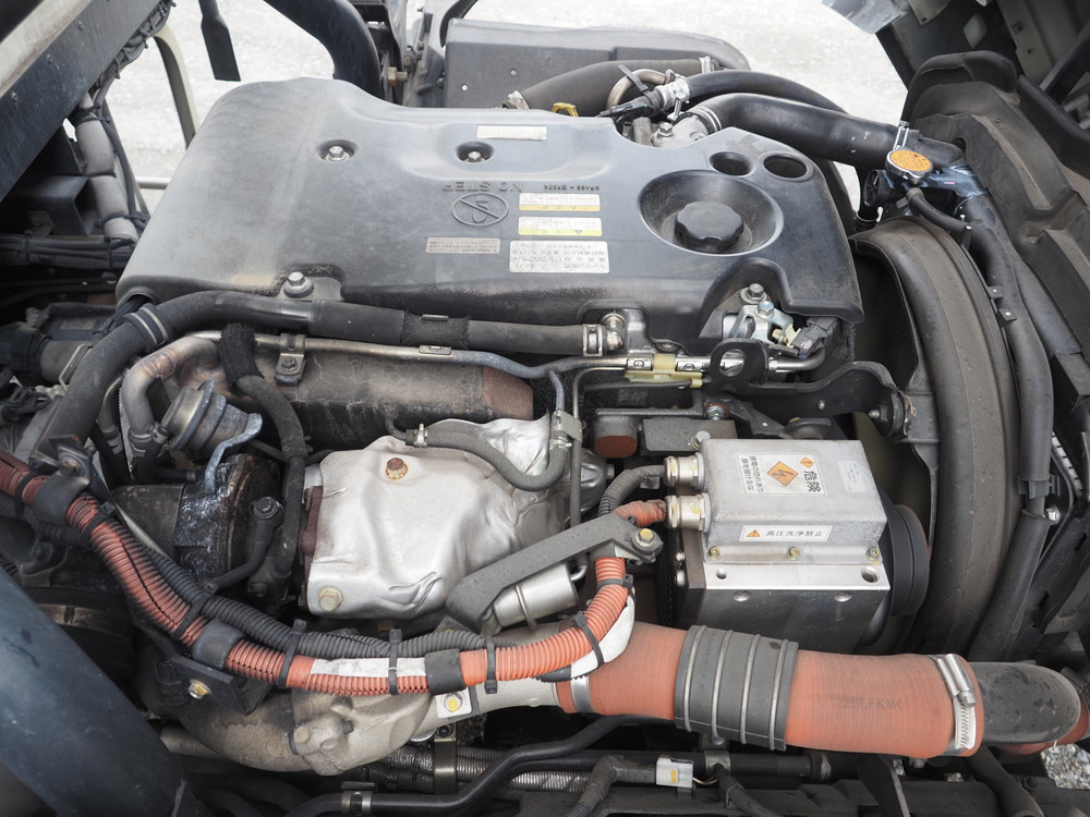 いすゞ エルフ 冷凍バン 小型 TKG-NPR85AN 年式 H26[写真40]