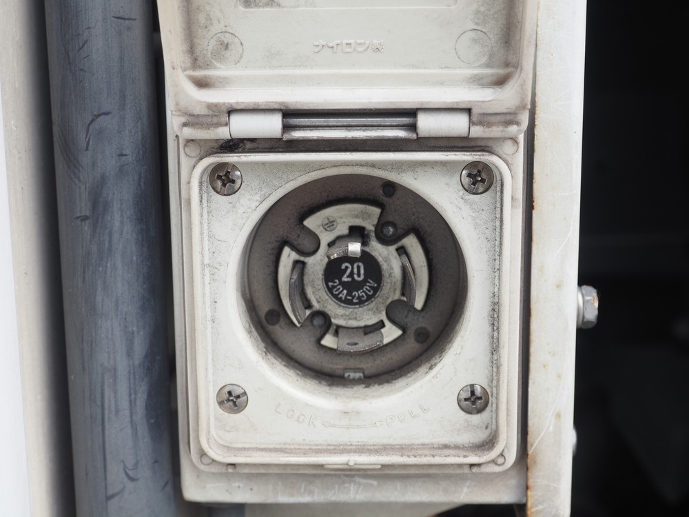 いすゞ エルフ 冷凍バン 小型 TKG-NPR85AN 年式 H26[写真14]