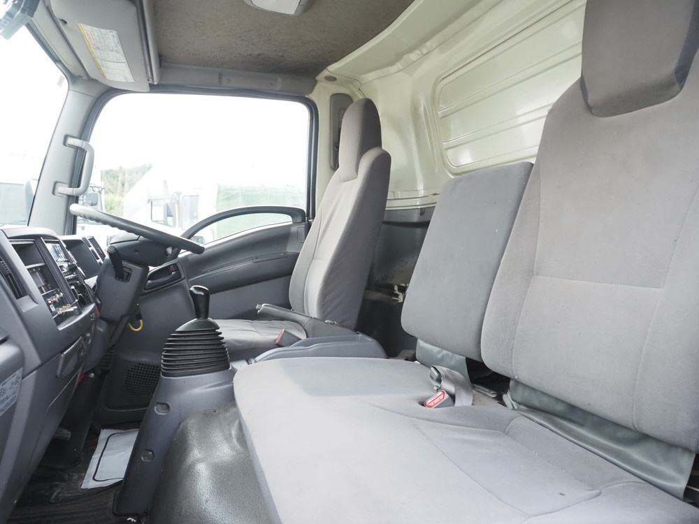 いすゞ エルフ 冷凍バン 小型 TKG-NPR85AN 年式 H26[写真33]