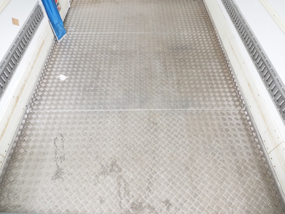 いすゞ エルフ 冷凍バン 小型 TPG-NPR85AN 年式 H29[写真18]