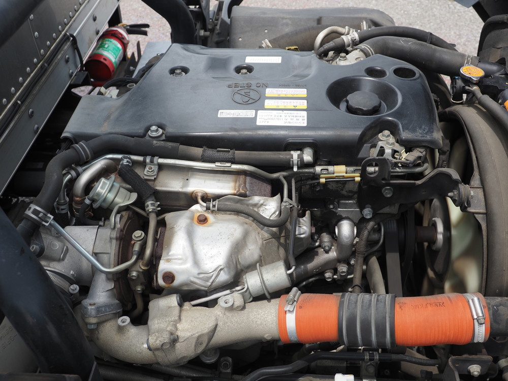 いすゞ エルフ バン車 小型 TRG-NPR85AN 年式 H29[写真34]