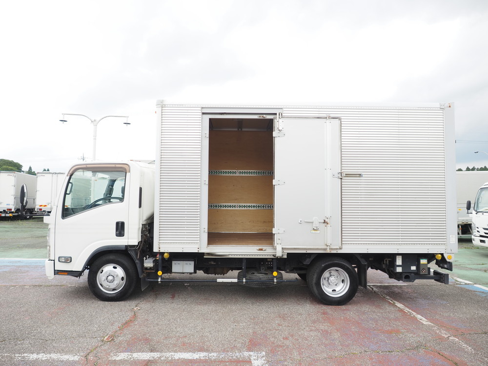 いすゞ エルフ バン車 小型 TRG-NPR85AN 年式 H29[写真11]