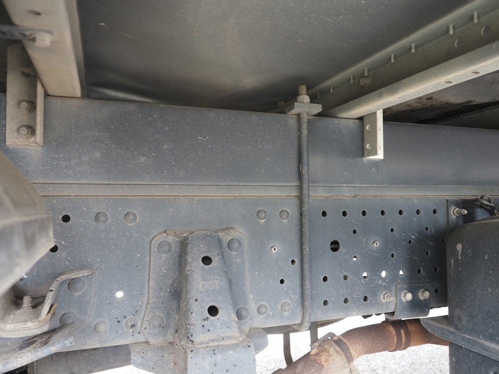 いすゞ エルフ バン車 小型 TRG-NPR85AN 年式 H29[写真31]