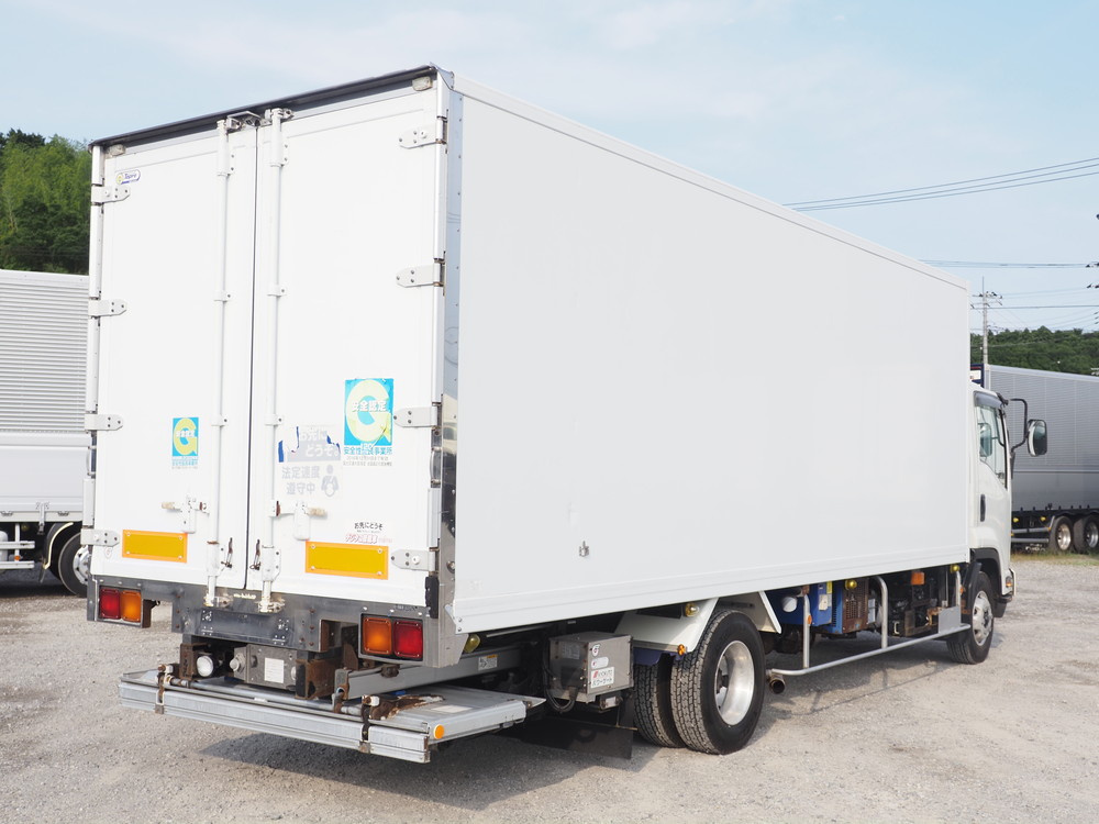 いすゞ フォワード 冷凍バン 中型 PKG-FRR90T2 年式 H22[写真05]