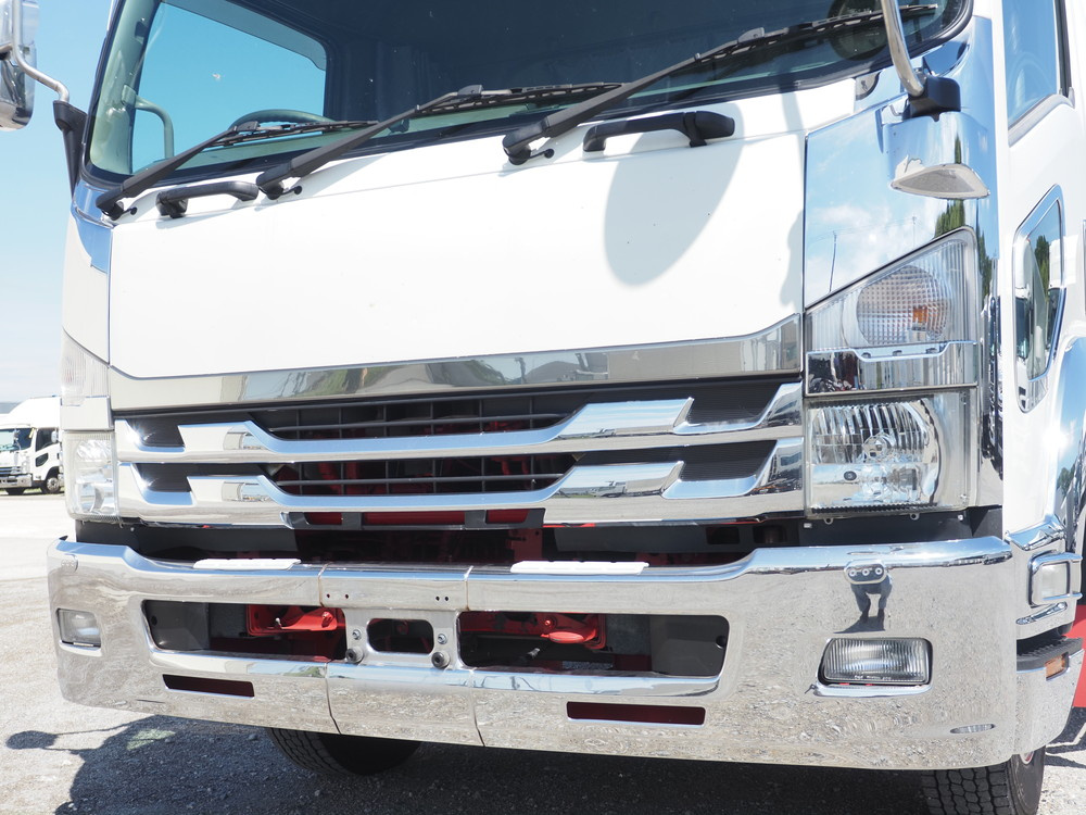 いすゞ フォワード 冷凍バン 中型 TKG-FRR90T2 年式 H28[写真08]