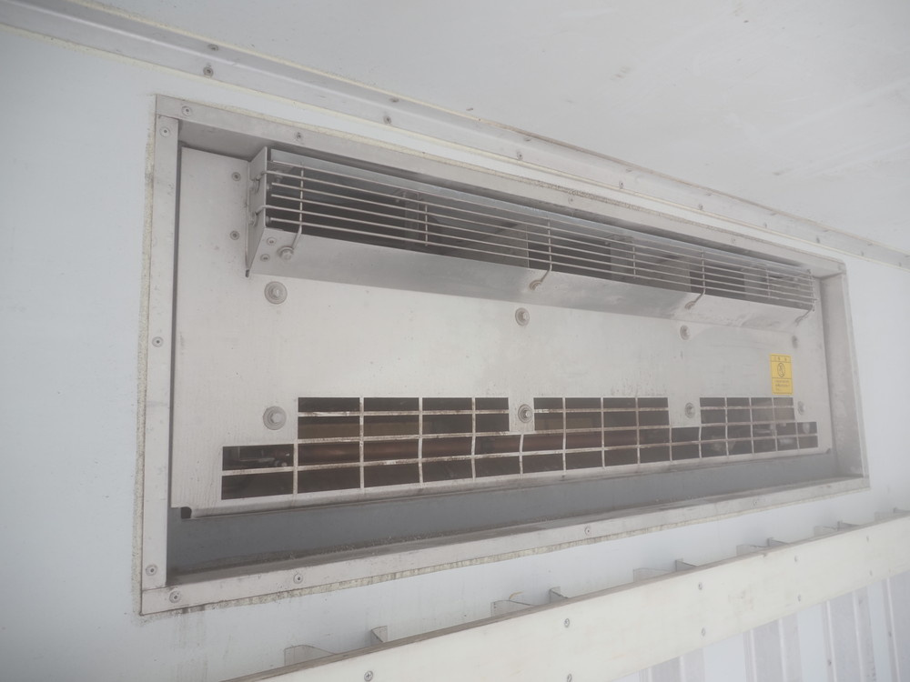 いすゞ フォワード 冷凍バン 中型 TKG-FRR90T2 年式 H28[写真22]