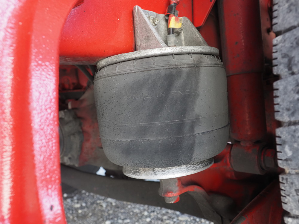 いすゞ フォワード 冷凍バン 中型 TKG-FRR90T2 年式 H28[写真39]