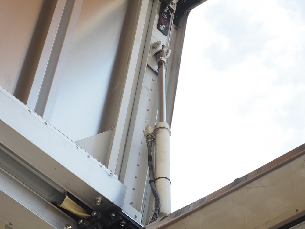 日野 レンジャープロ ウイング車 中型 TKG-FD7JLAA 年式 H26[写真24]