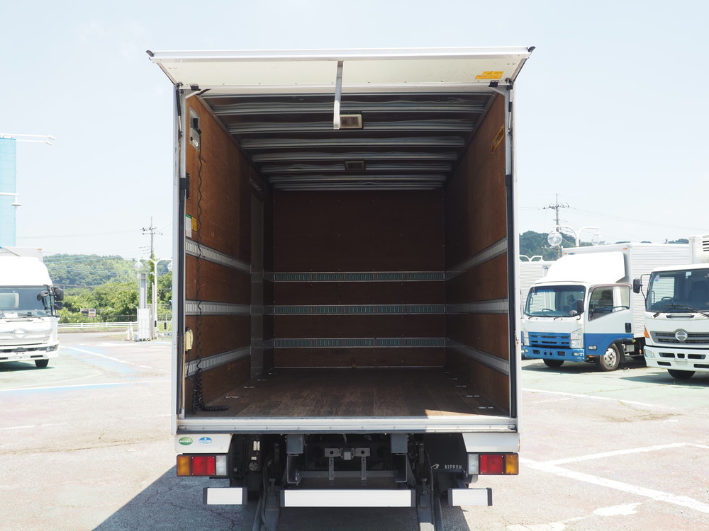 いすゞ エルフ バン車 小型 BKG-NPR85AN 年式 H23[写真09]