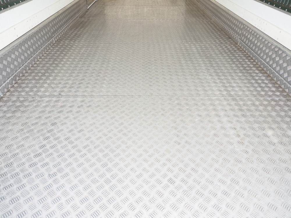 いすゞ フォワード 冷凍バン 中型 TKG-FRR90T2 年式 H28[写真16]