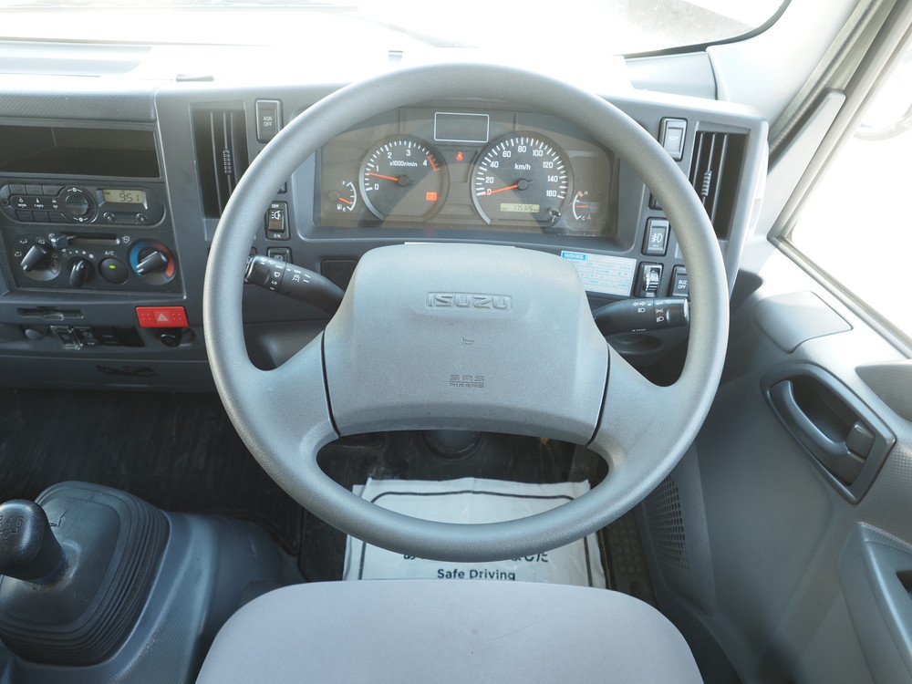 いすゞ エルフ バン車 小型 TRG-NPR85AN 年式 H29[写真20]