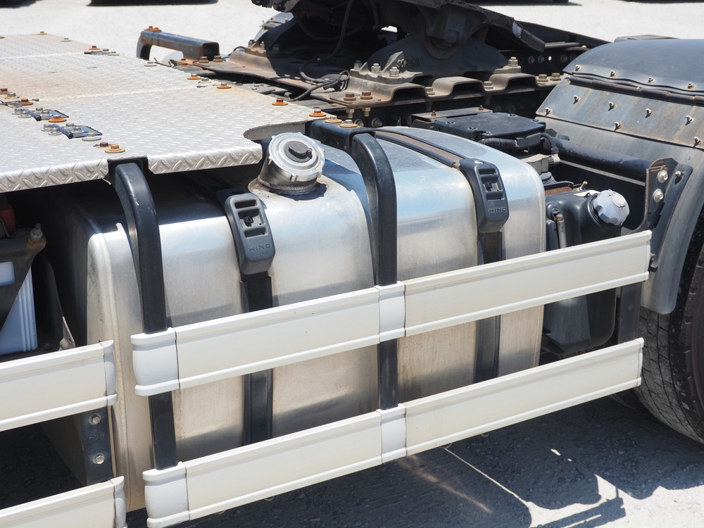 日野 プロフィア トラクタ 大型 QPG-SH1EDDG 年式 H27[写真11]