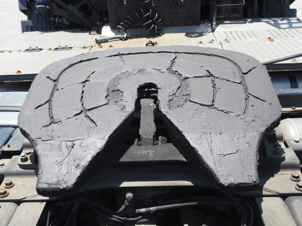 日野 プロフィア トラクタ 大型 QPG-SH1EDDG 年式 H27[写真13]