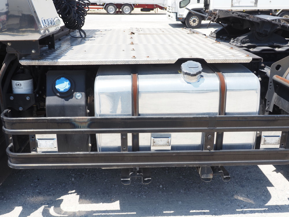 UDトラックス  トラクタ 大型 2PG-GK5AAB 年式 R2[写真13]