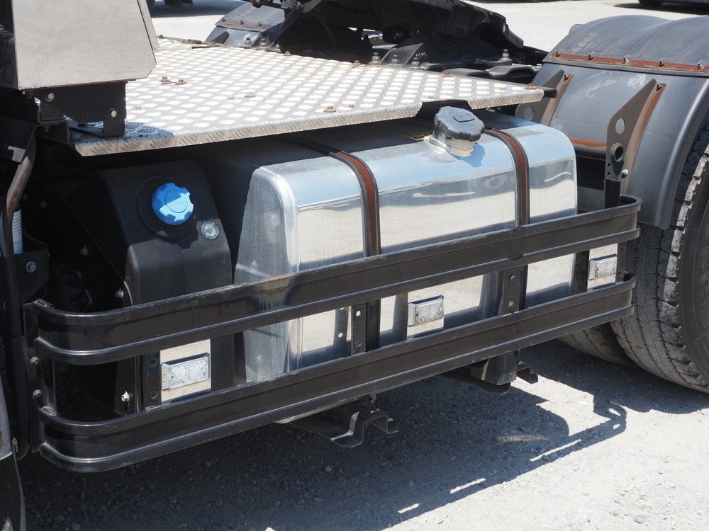 UDトラックス  トラクタ 大型 2PG-GK5AAB 年式 R2[写真12]