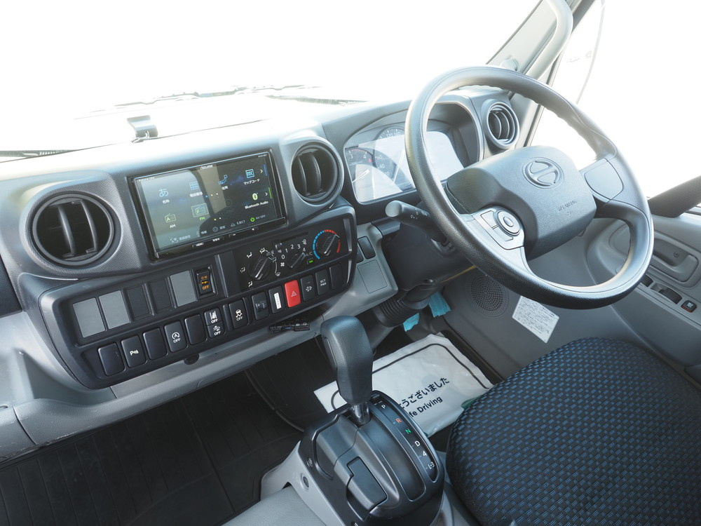 日野 デュトロ バン車 小型 2RG-XZC605M 年式 R2[写真18]