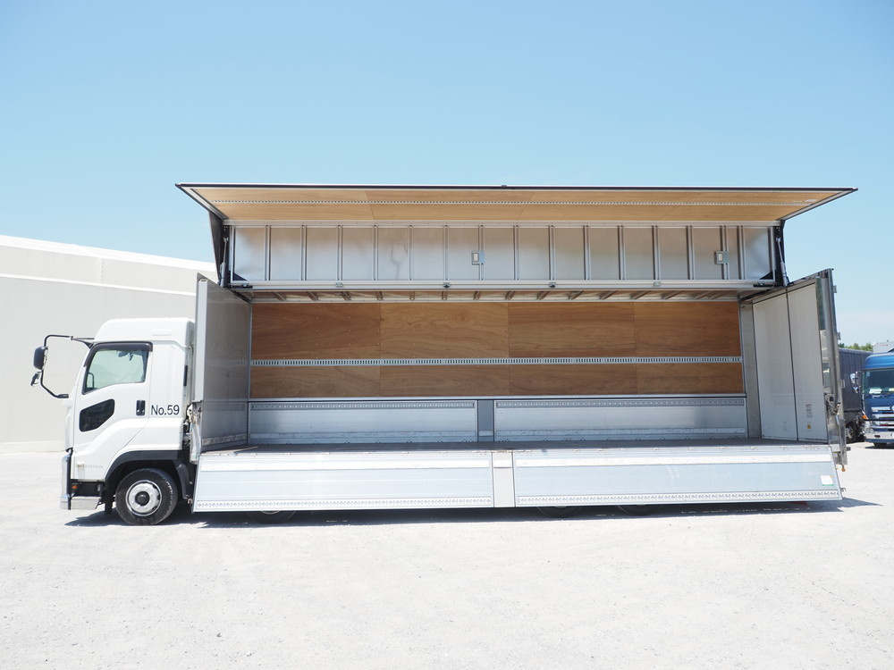 いすゞ ギガ ウイング車 大型 2PG-CYJ77C 年式 R2[写真16]