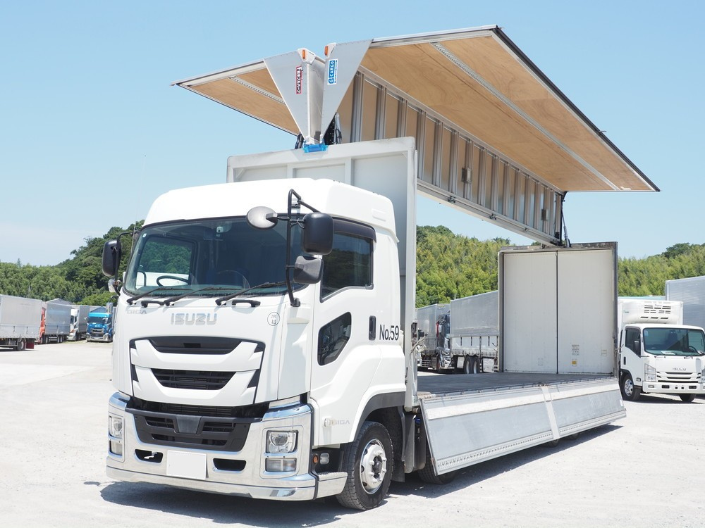 いすゞ ギガ ウイング車 大型 2PG-CYJ77C 年式 R2[写真03]