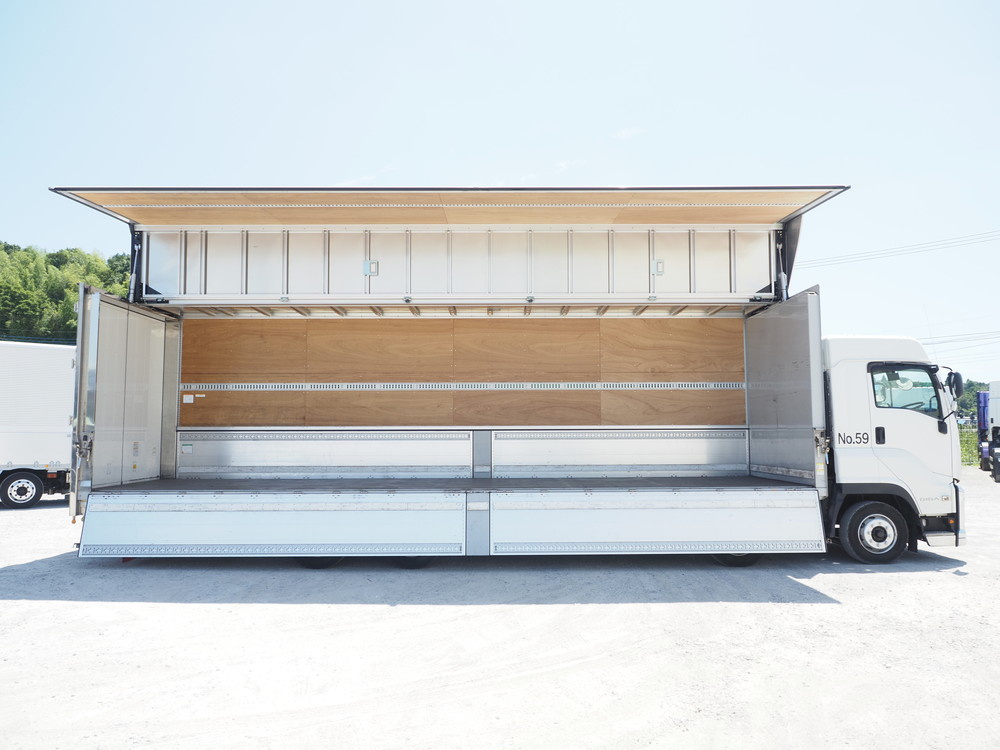 いすゞ ギガ ウイング車 大型 2PG-CYJ77C 年式 R2[写真10]