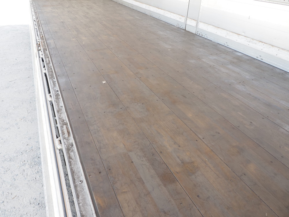 いすゞ ギガ ウイング車 大型 2PG-CYJ77C 年式 R2[写真23]