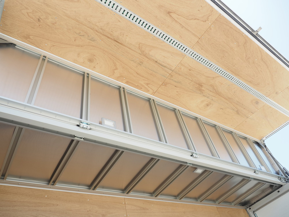 いすゞ フォワード ウイング車 中型 2RG-FRR90T2 年式 R3[写真23]