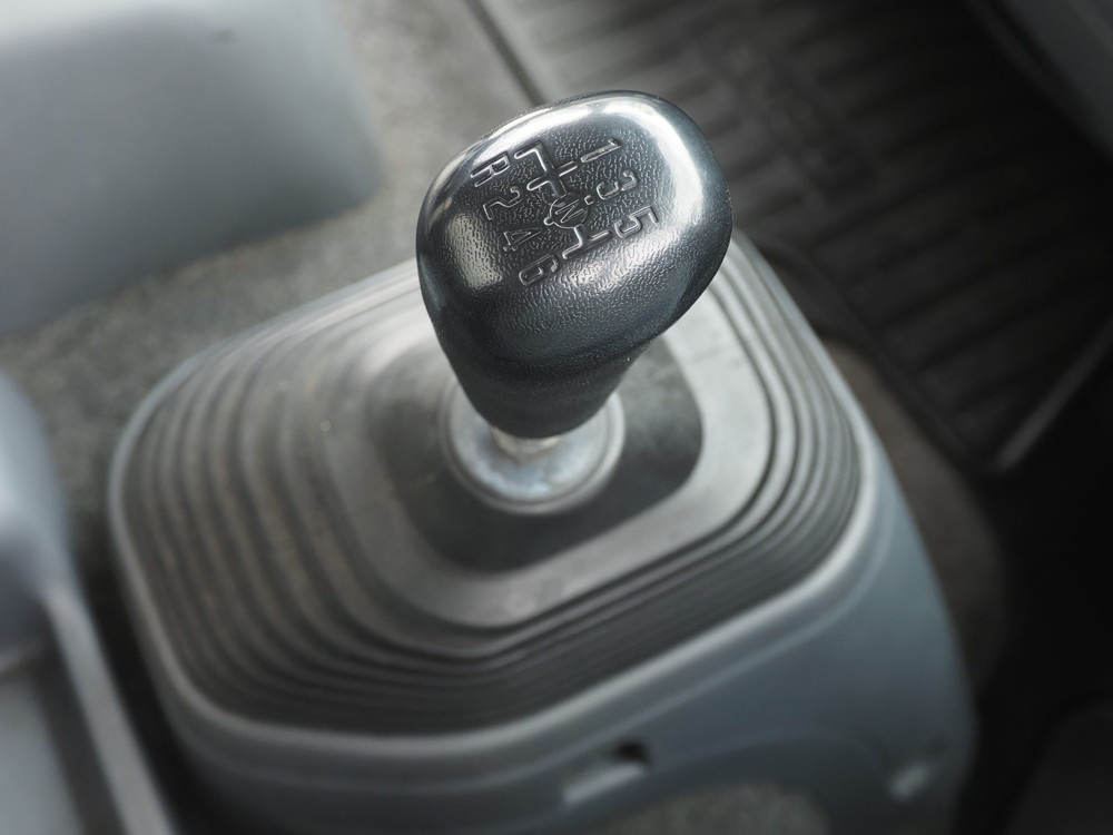 いすゞ フォワード 冷凍バン 中増t 2PG-FTR90V2 年式 H30[写真25]