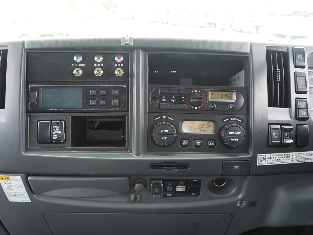 いすゞ フォワード 冷凍バン 中増t 2PG-FTR90V2 年式 H30[写真26]