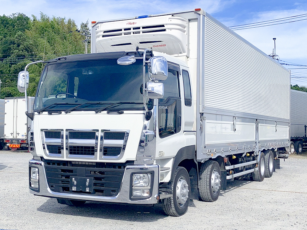いすゞ ギガ 冷凍ウイング 大型 QKG-CYJ77A 年式 H28[写真01]