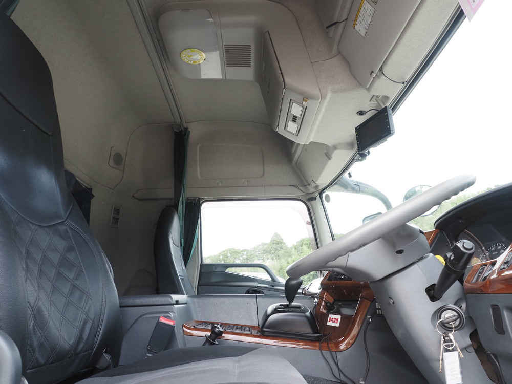 三菱ふそう スーパーグレート ウイング車 大型 QPG-FS65VZ 年式 H28[写真34]