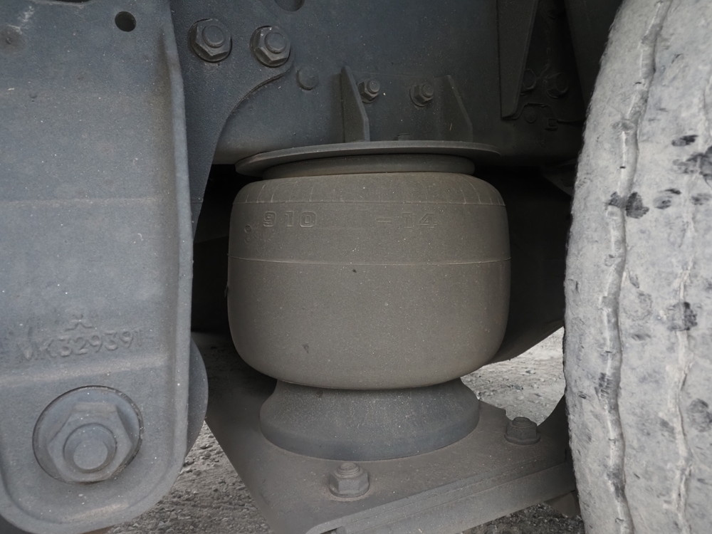 三菱ふそう スーパーグレート ウイング車 大型 QPG-FS65VZ 年式 H28[写真49]