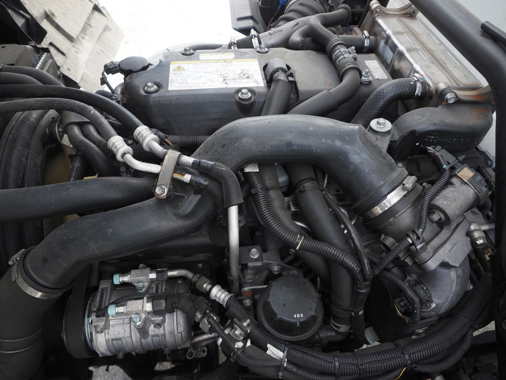 いすゞ フォワード 冷凍バン 中型 TKG-FRR90T2 年式 H29[写真40]