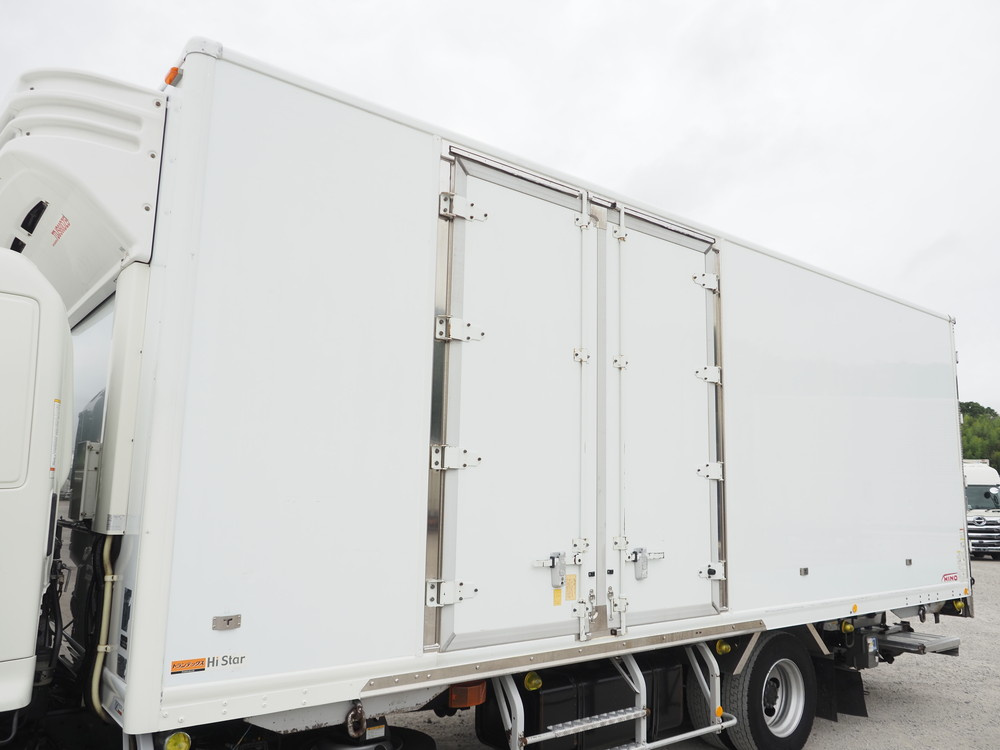 日野 レンジャープロ 冷凍バン 中型 TKG-FD9JLAG 年式 H28[写真13]