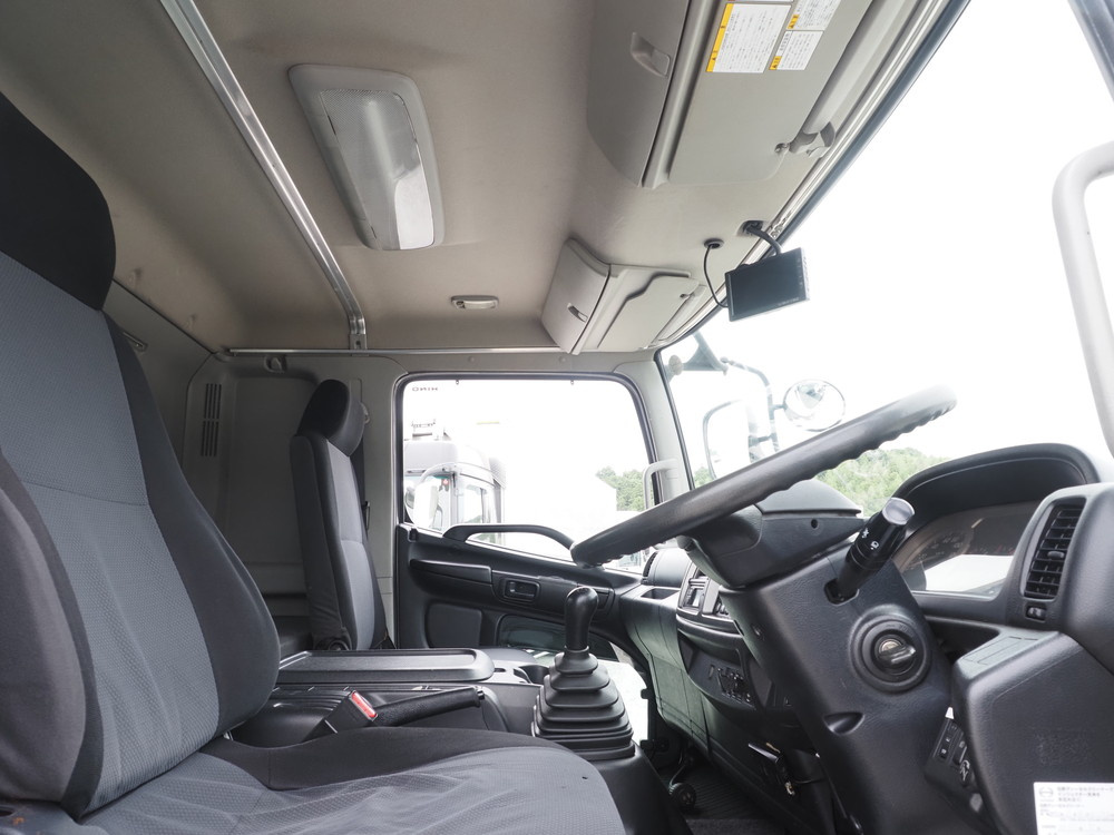 日野 レンジャープロ 冷凍バン 中型 TKG-FD9JLAG 年式 H28[写真28]