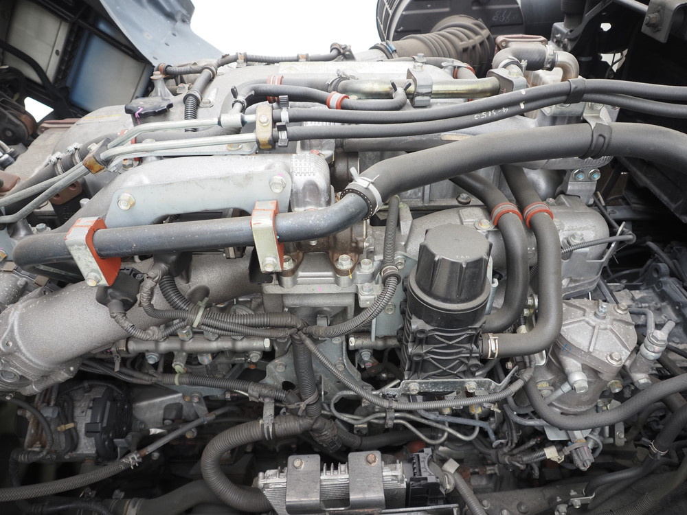 いすゞ ギガ 冷凍バン 大型 QPG-CYJ77B 年式 H29[写真35]