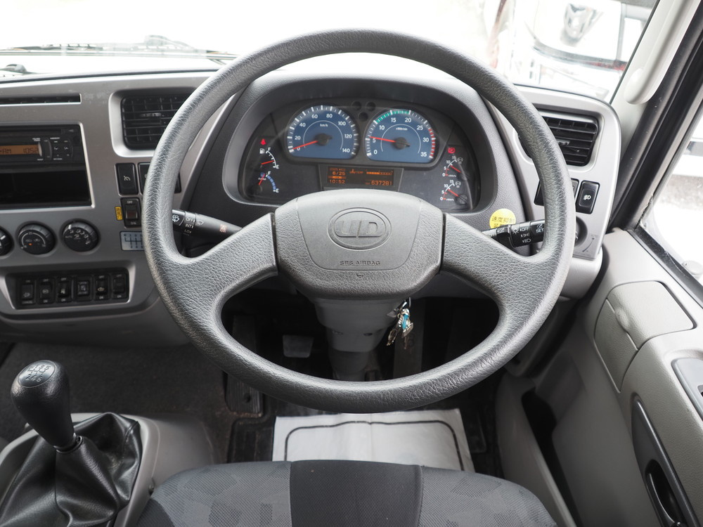 UDトラックス コンドル 平ボディ 中増t QKG-PK39LH 年式 H28[写真27]