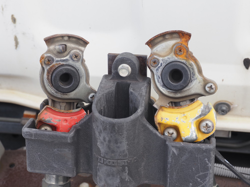 いすゞ ギガ トラクタ 大型 QKG-EXD52AD 年式 H27[写真13]