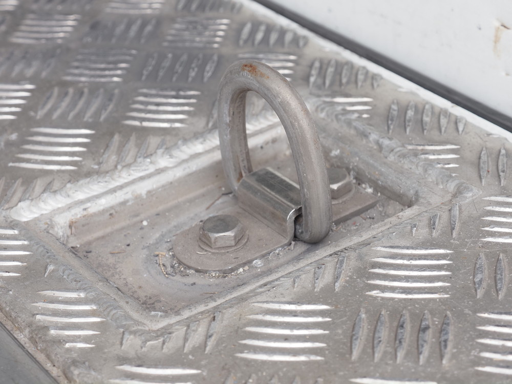 いすゞ ギガ 冷凍ウイング 大型 QKG-CYJ77B 年式 H28[写真27]