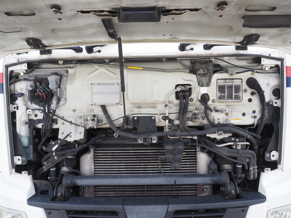 いすゞ ギガ 冷凍ウイング 大型 QKG-CYJ77B 年式 H28[写真49]