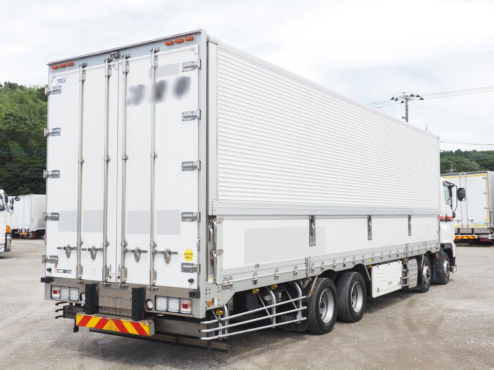 いすゞ ギガ 冷凍ウイング 大型 QKG-CYJ77B 年式 H28[写真07]