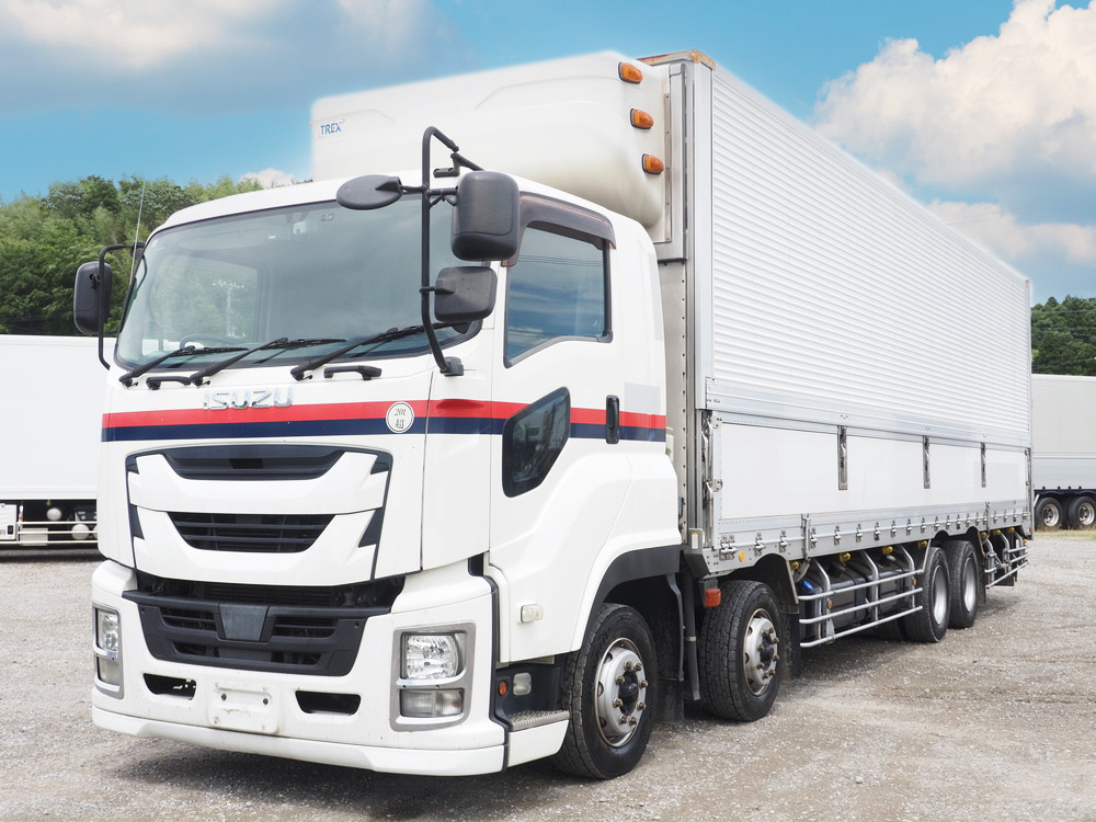 いすゞ ギガ 冷凍ウイング 大型 QKG-CYJ77B 年式 H28[写真01]