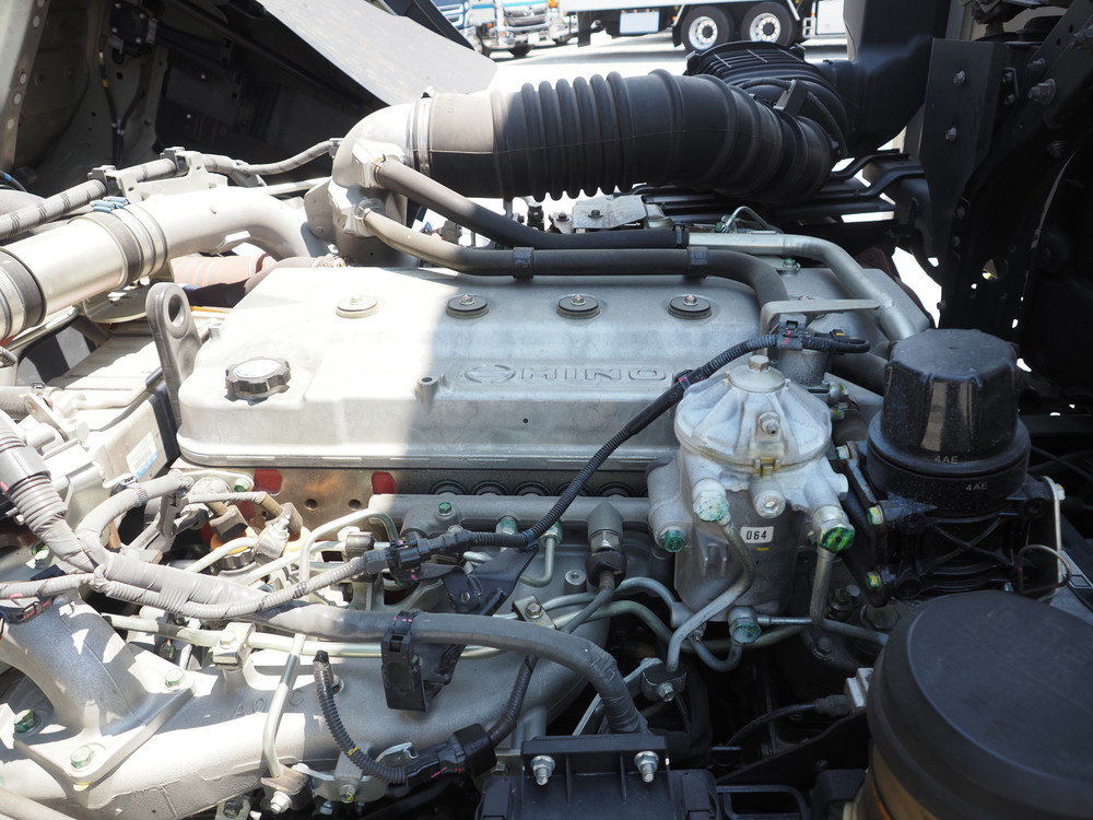 日野 プロフィア ウイング車 大型 2DG-FW1AHG 年式 R1[写真55]