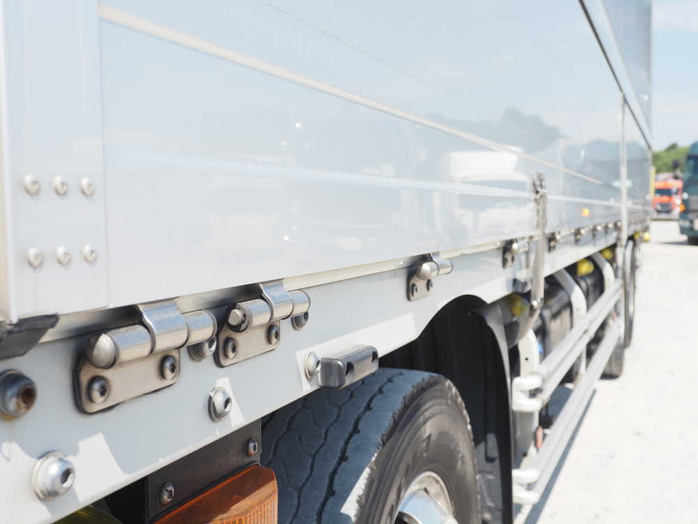 日野 プロフィア ウイング車 大型 2DG-FW1AHG 年式 R1[写真12]