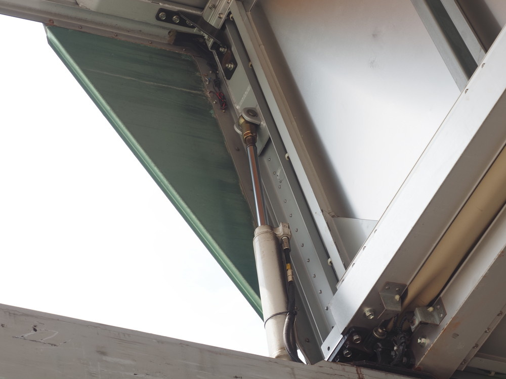 日野 プロフィア ウイング車 大型 BDG-FW1EXYG 年式 H20[写真16]