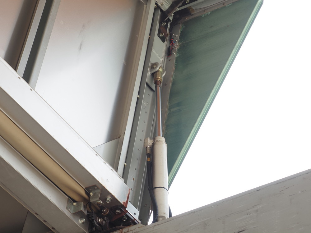 日野 プロフィア ウイング車 大型 BDG-FW1EXYG 年式 H20[写真11]