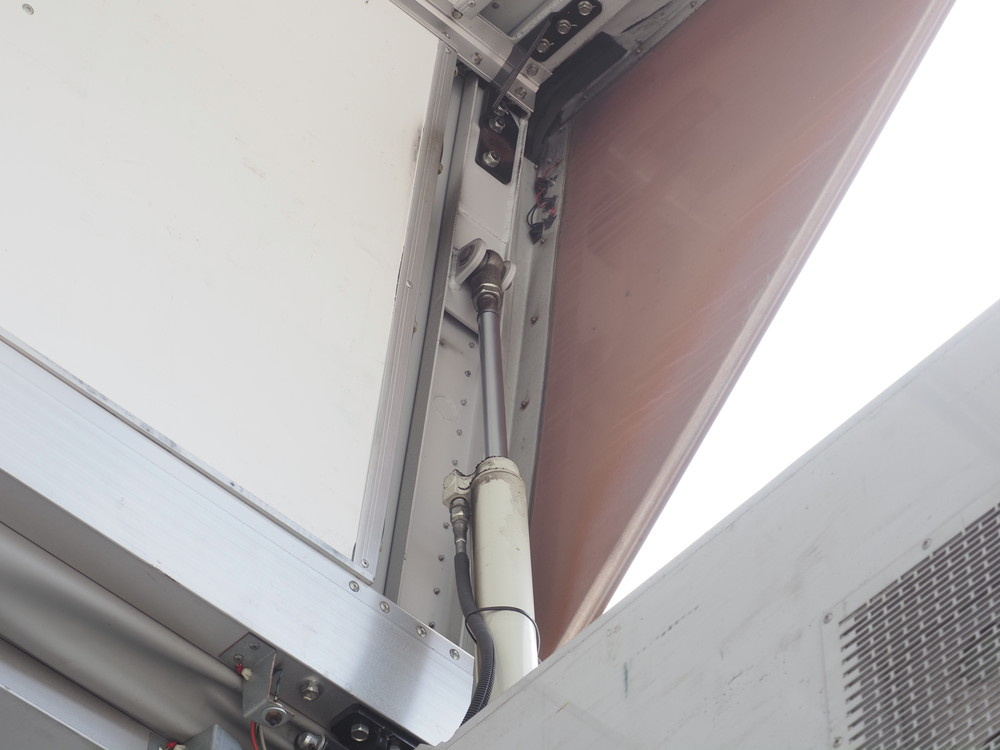 三菱ふそう スーパーグレート ウイング車 大型 QPG-FS65VZ 年式 H28[写真13]